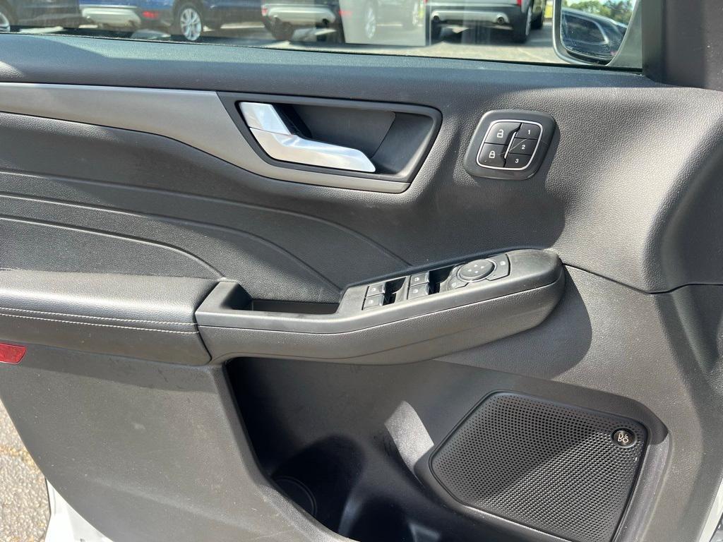used 2023 Ford Escape car, priced at $24,995