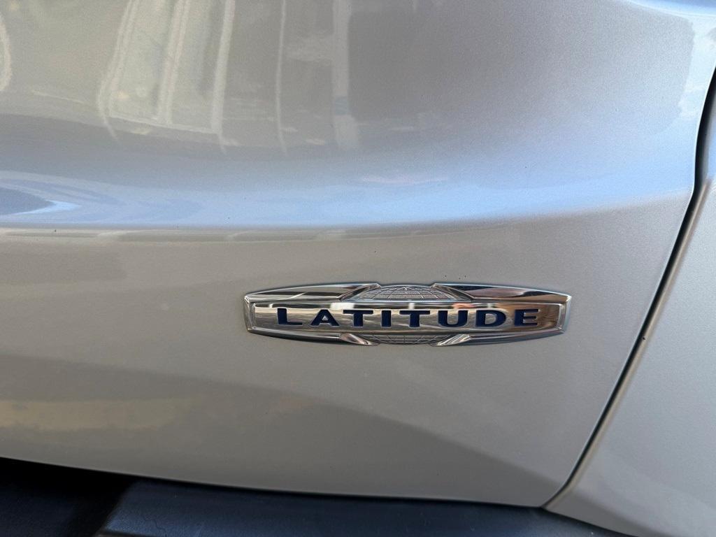used 2020 Jeep Renegade car, priced at $13,995
