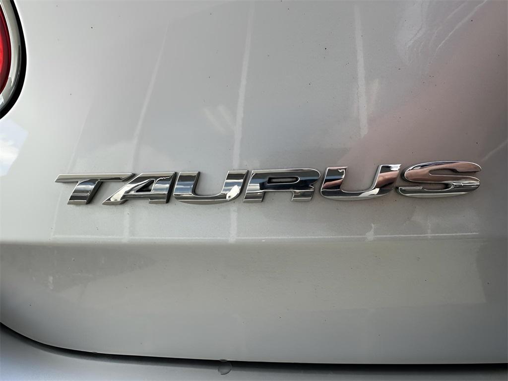 used 2010 Ford Taurus car, priced at $10,500