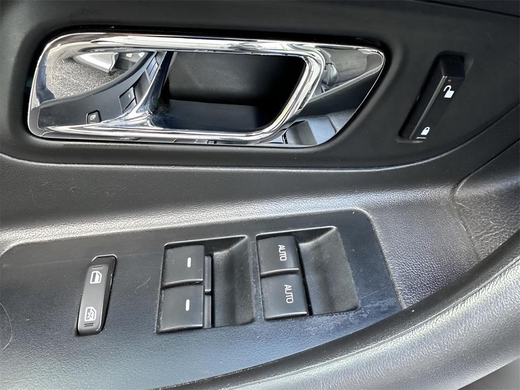 used 2010 Ford Taurus car, priced at $10,500