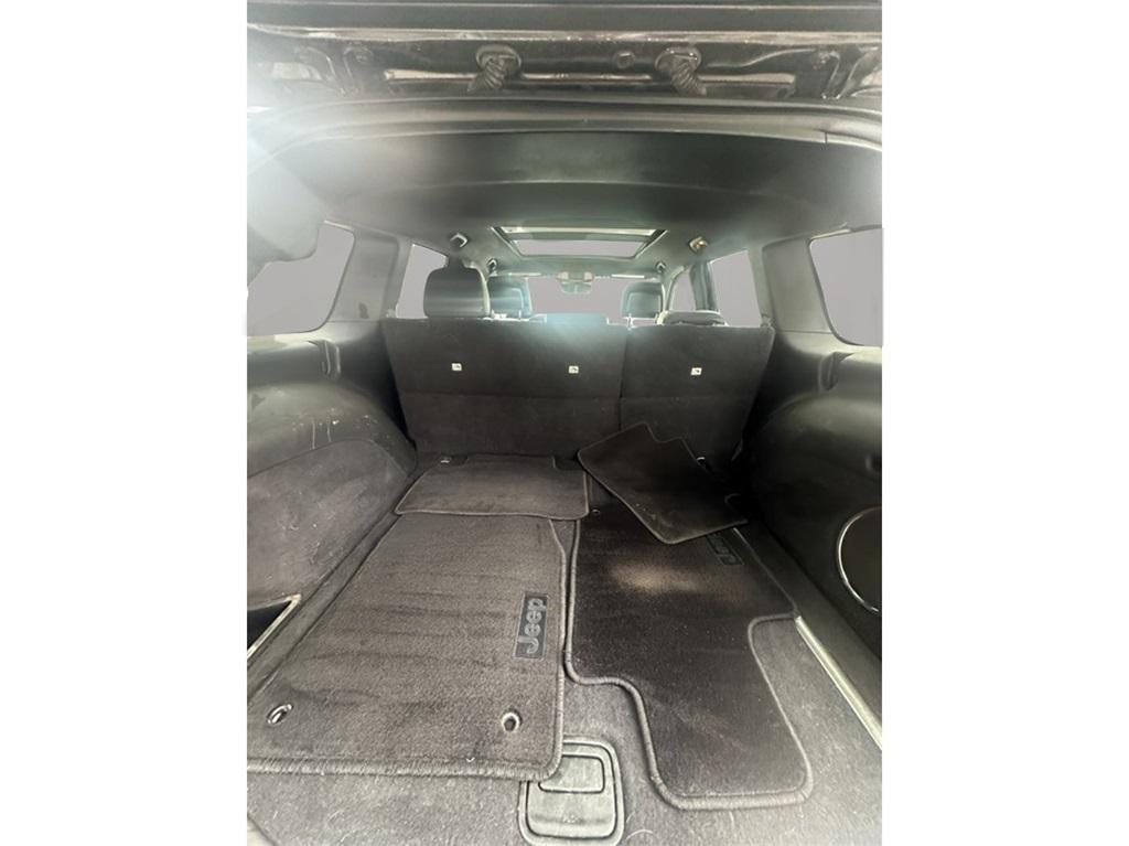 used 2015 Jeep Grand Cherokee car, priced at $12,995
