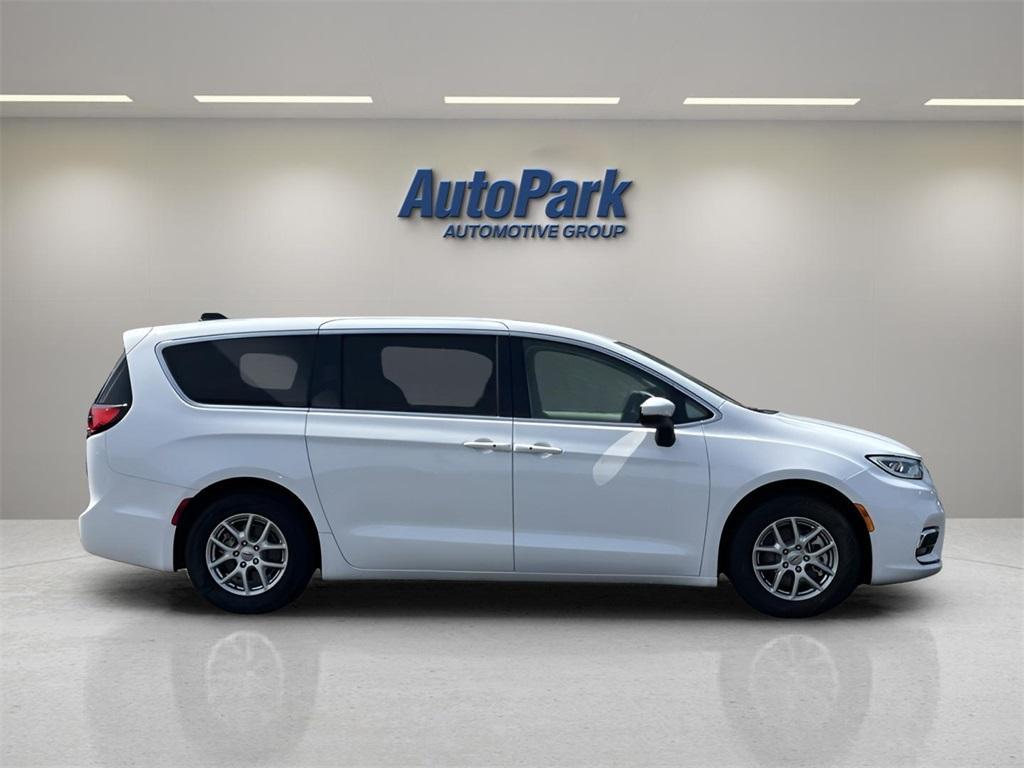 used 2023 Chrysler Pacifica car, priced at $23,995