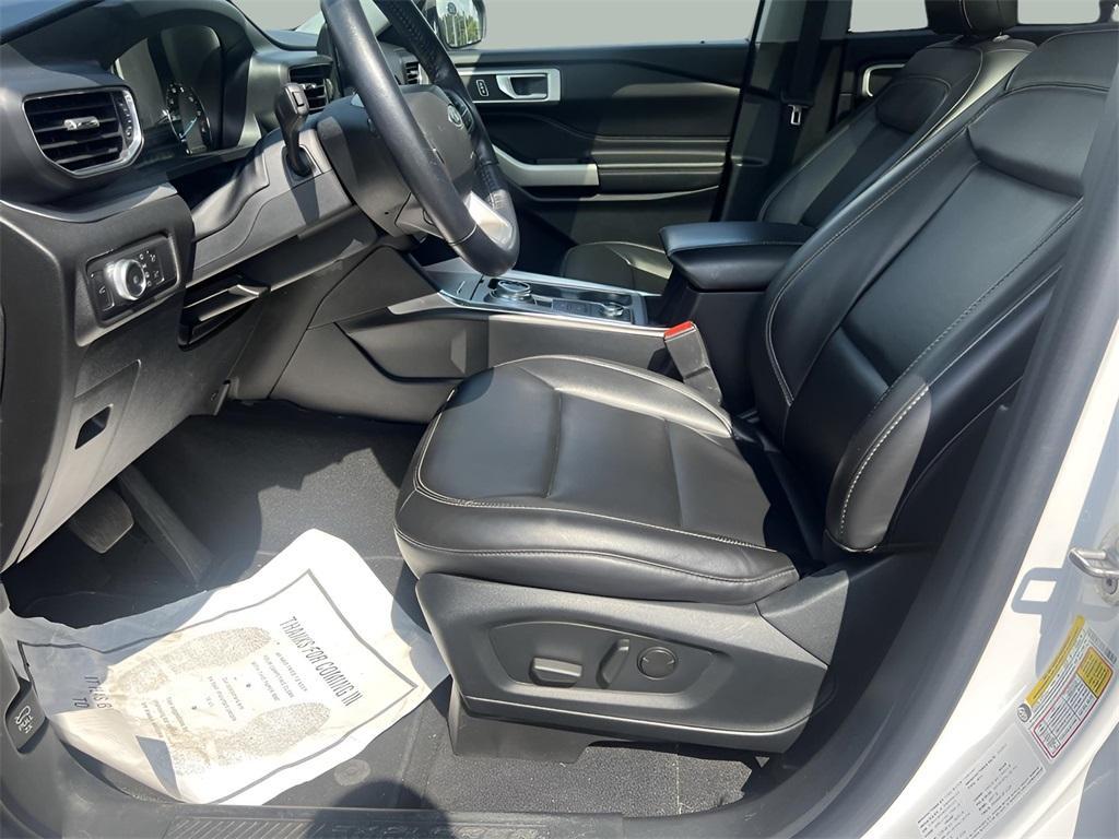 used 2022 Ford Explorer car, priced at $31,000