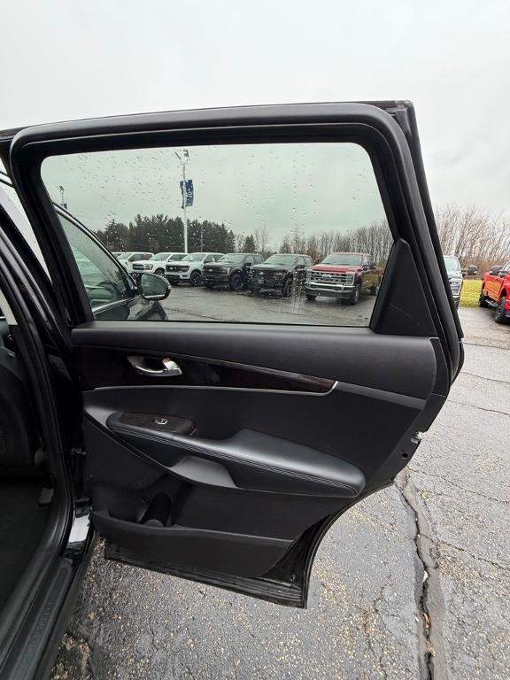 used 2018 Kia Sorento car, priced at $11,891