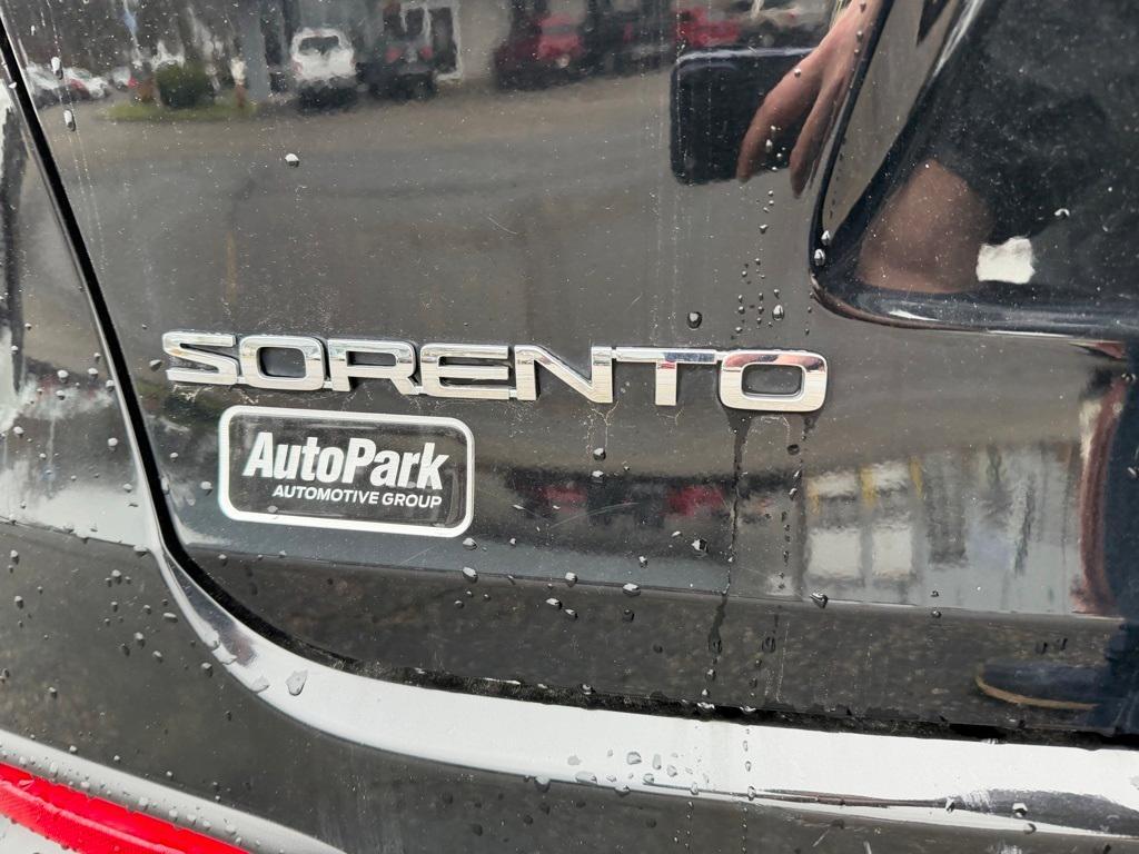 used 2018 Kia Sorento car, priced at $11,891