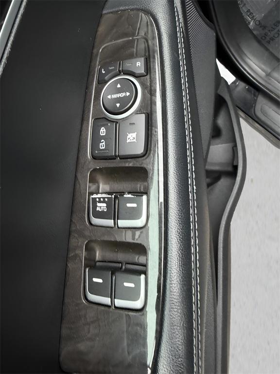 used 2018 Kia Sorento car, priced at $11,891