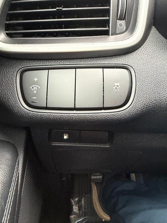 used 2018 Kia Sorento car, priced at $11,891