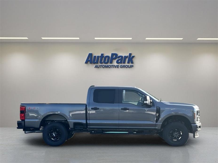 new 2024 Ford F-350 car, priced at $64,280