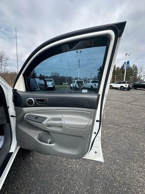 used 2013 Toyota Tacoma car, priced at $9,995