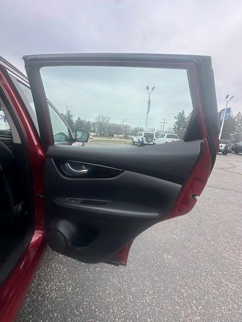 used 2022 Nissan Rogue Sport car, priced at $21,995