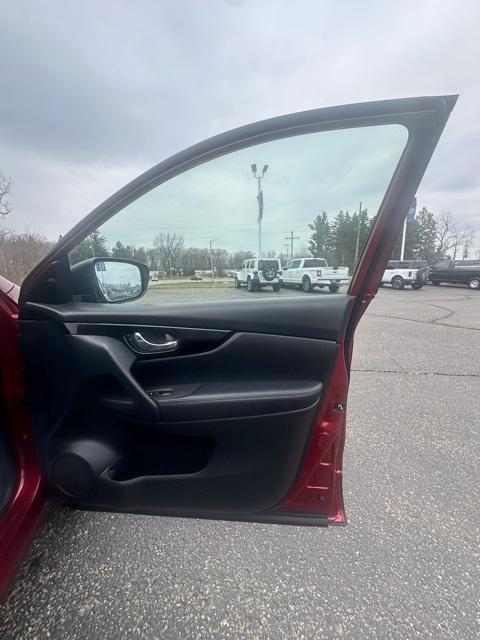 used 2022 Nissan Rogue Sport car, priced at $21,995