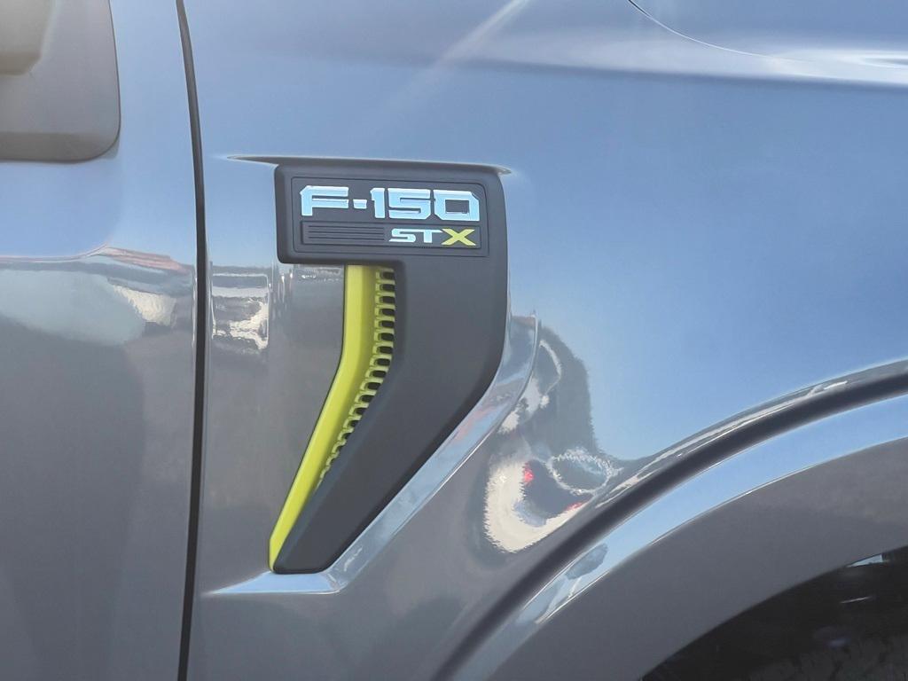 new 2025 Ford F-150 car, priced at $50,425