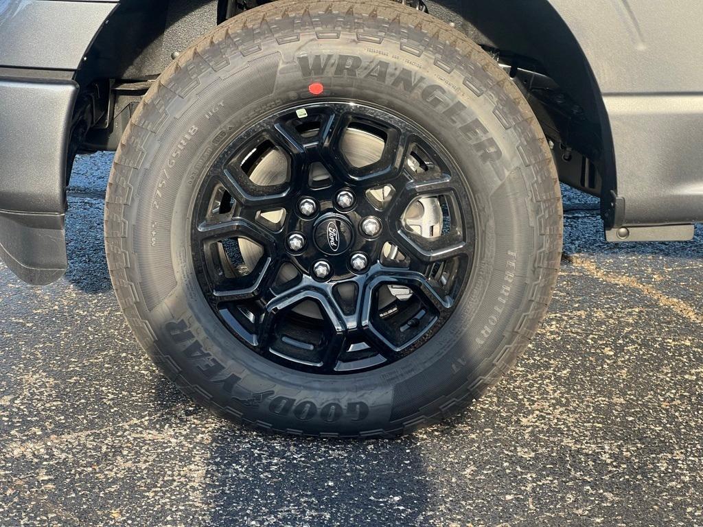 new 2025 Ford F-150 car, priced at $50,425