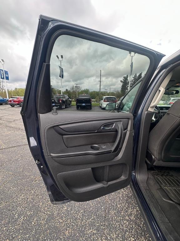 used 2017 Chevrolet Traverse car, priced at $10,995