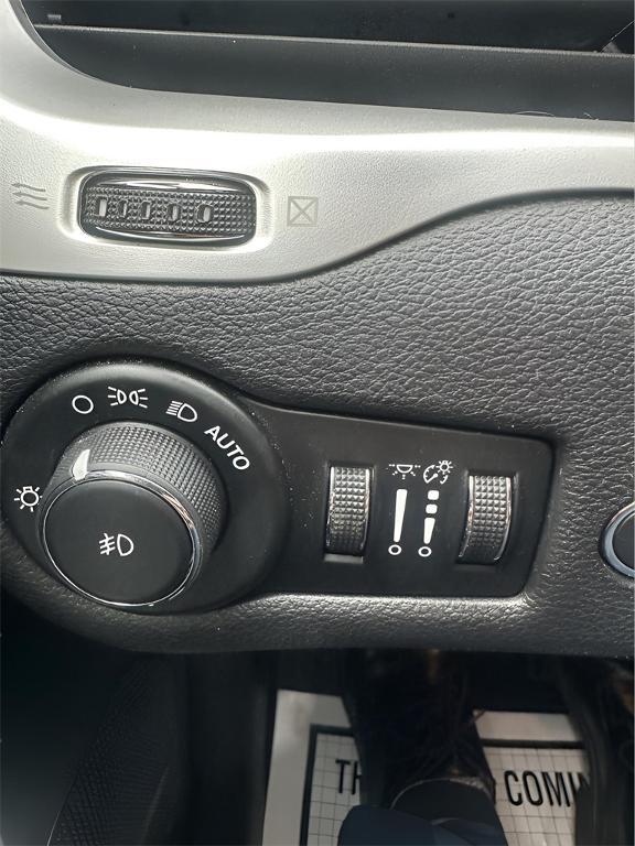 used 2016 Jeep Cherokee car, priced at $14,995