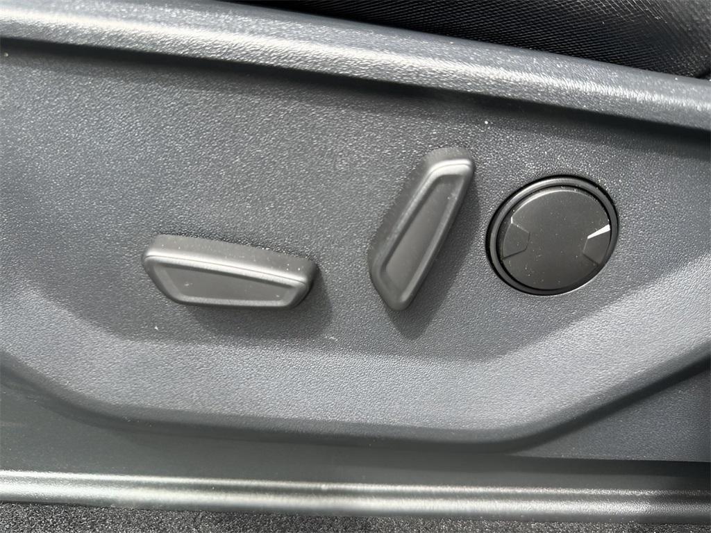 new 2025 Ford F-150 car, priced at $65,915