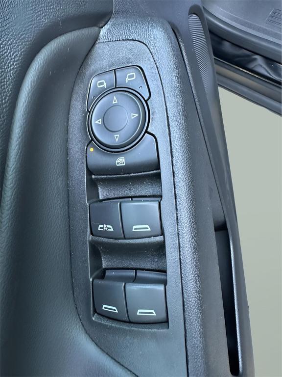 used 2022 Chevrolet Equinox car, priced at $21,995