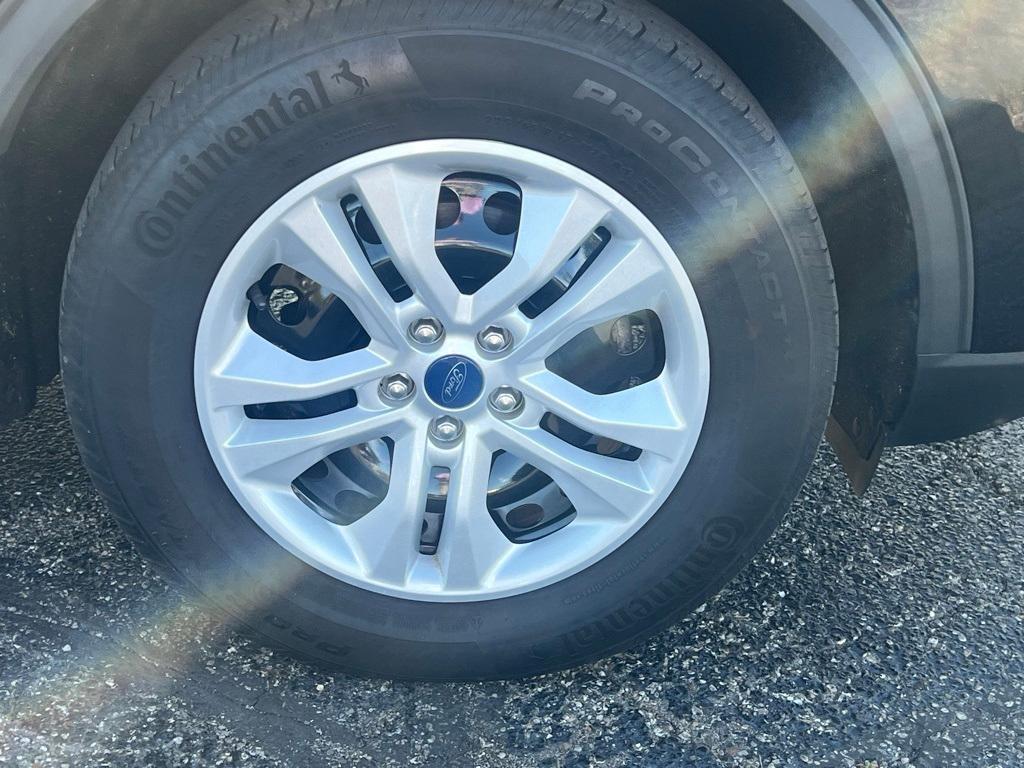 used 2022 Ford Escape car, priced at $19,995