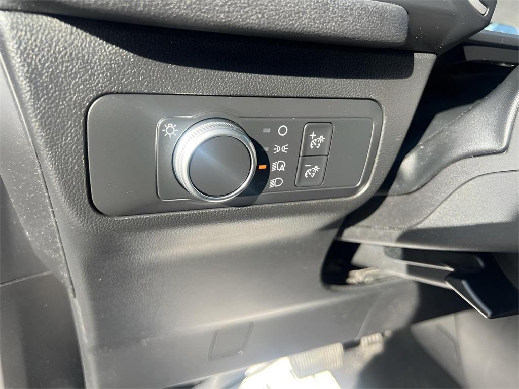 used 2022 Ford Escape car, priced at $19,995