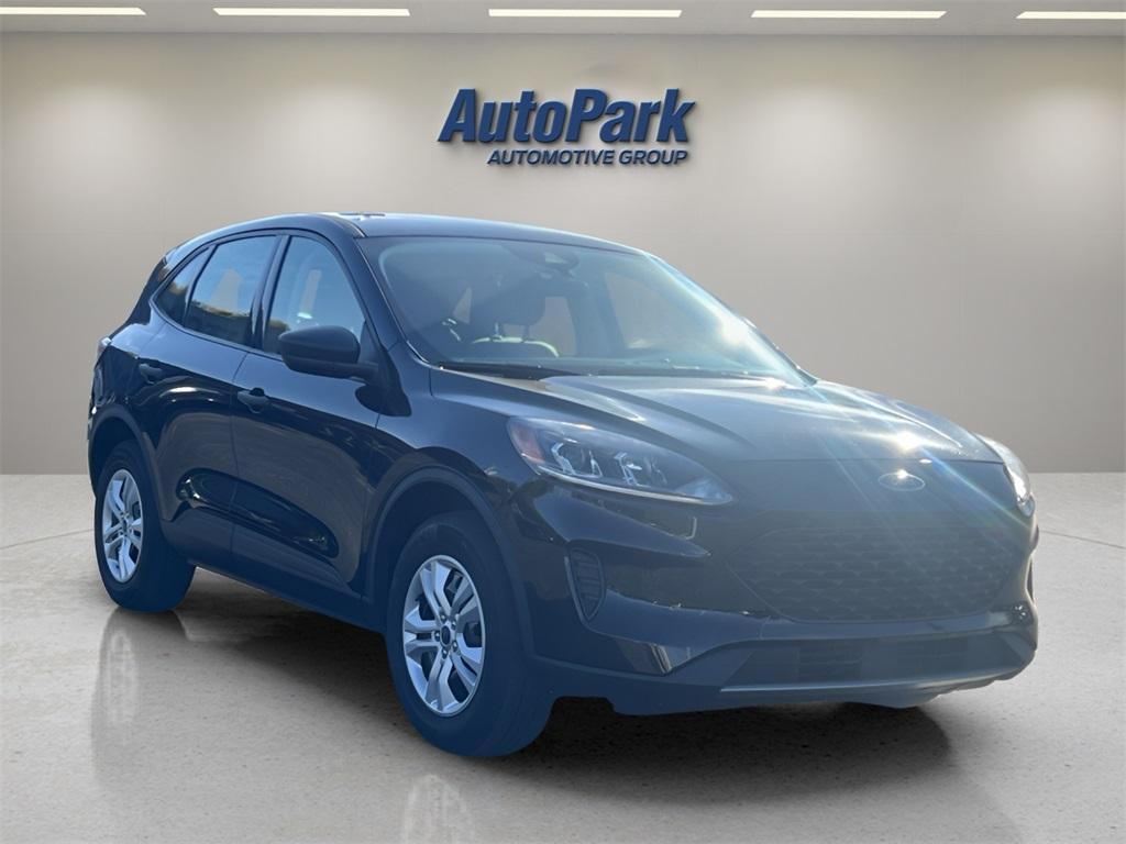 used 2022 Ford Escape car, priced at $19,995