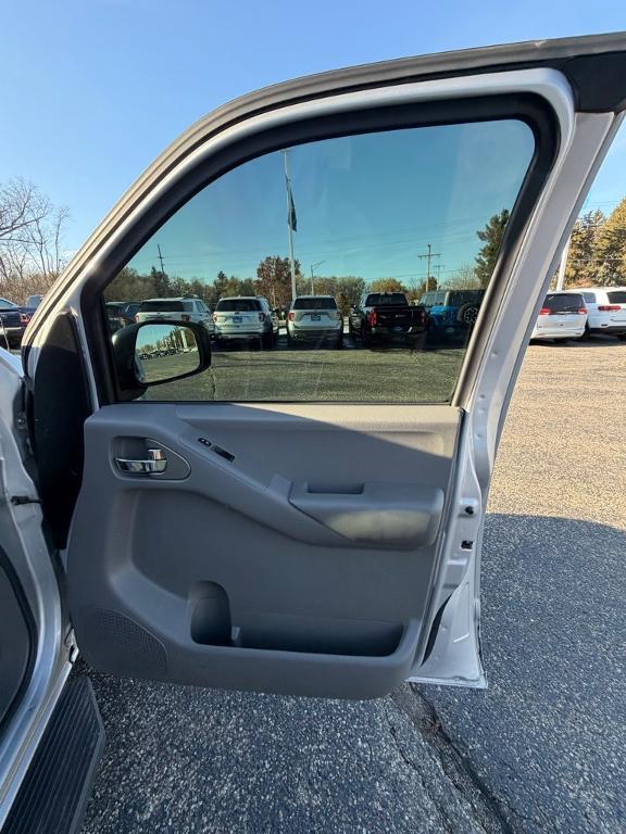 used 2007 Nissan Frontier car, priced at $9,995