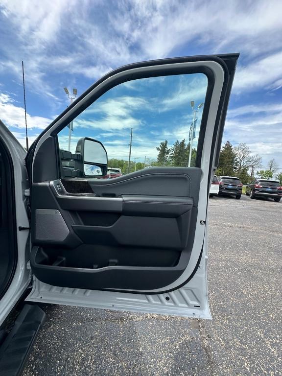 new 2025 Ford F-350 car, priced at $82,330
