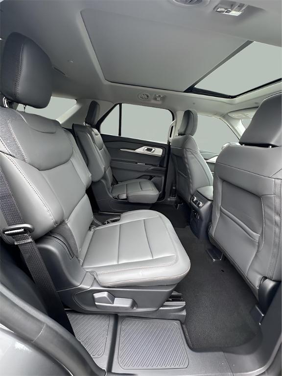 new 2025 Ford Explorer car, priced at $49,900