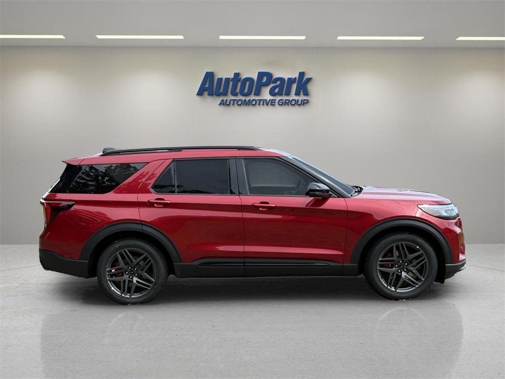 new 2025 Ford Explorer car, priced at $61,925