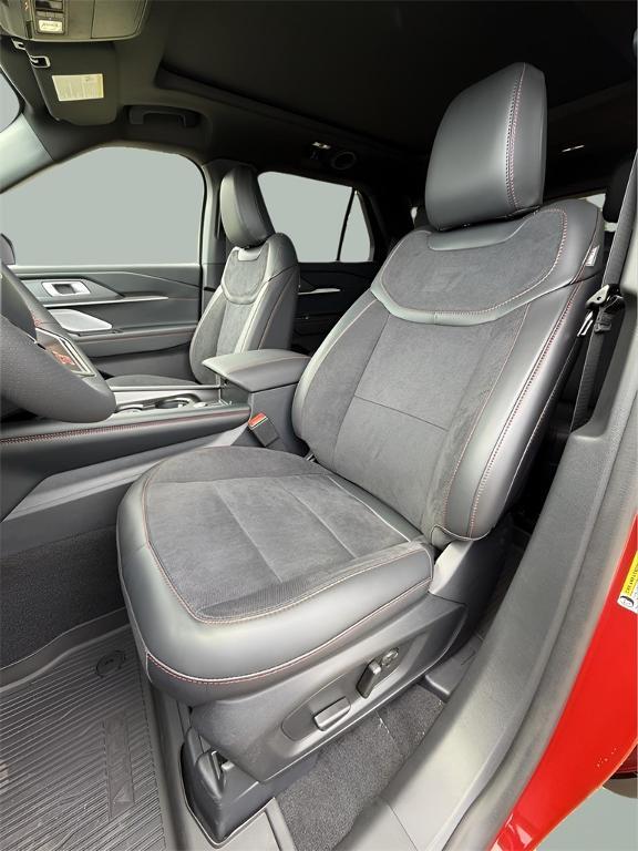 new 2025 Ford Explorer car, priced at $61,925
