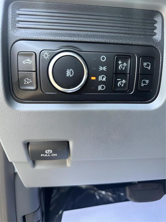 new 2025 Ford F-250 car, priced at $74,320