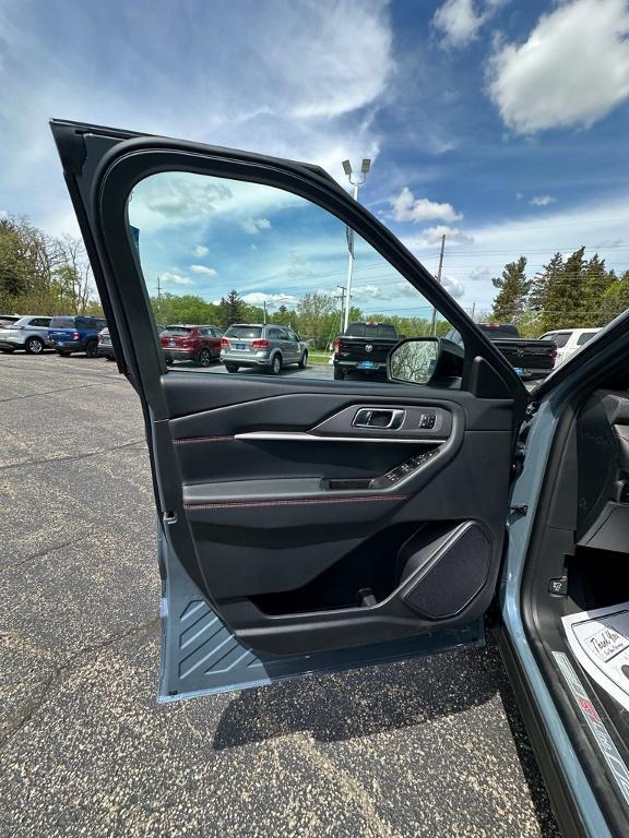 new 2025 Ford Explorer car, priced at $53,135