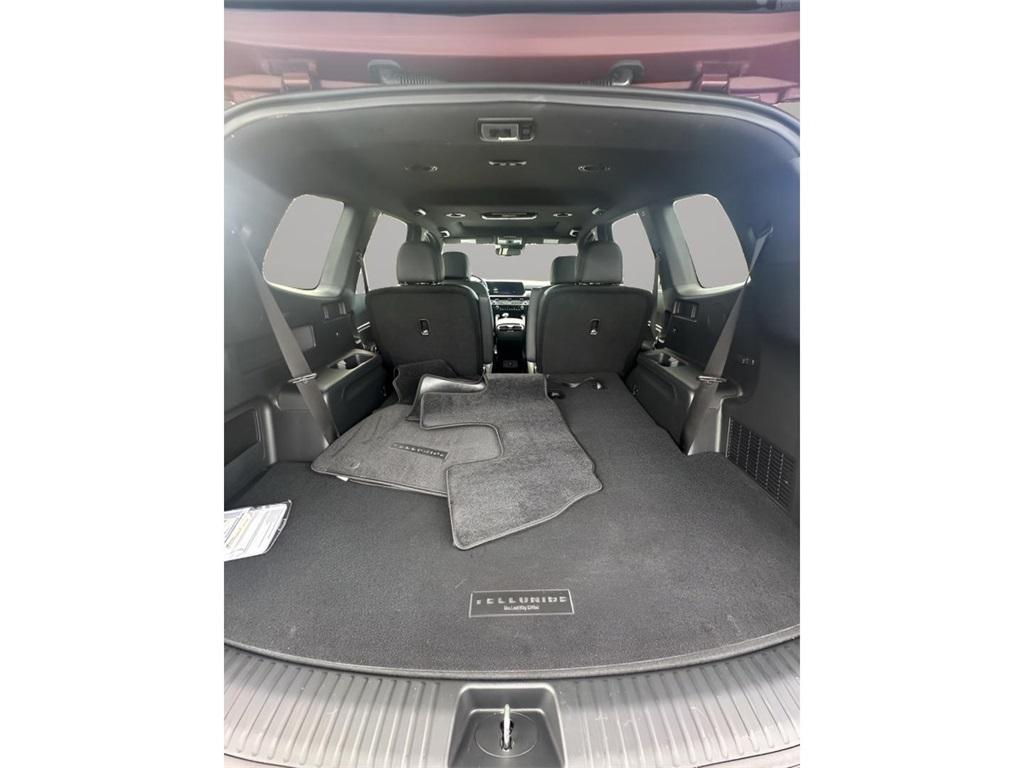 used 2023 Kia Telluride car, priced at $41,995