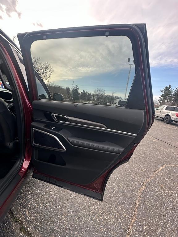 used 2023 Kia Telluride car, priced at $41,995