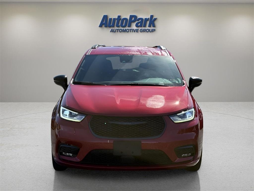 used 2024 Chrysler Pacifica car, priced at $38,582