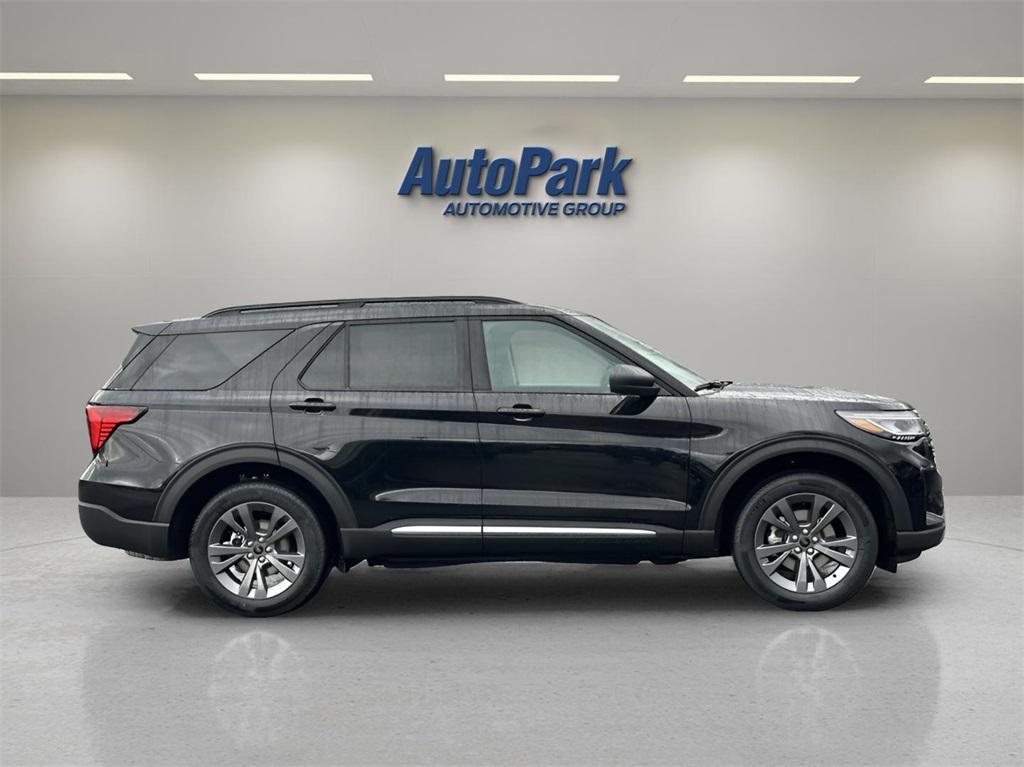 new 2025 Ford Explorer car, priced at $49,900