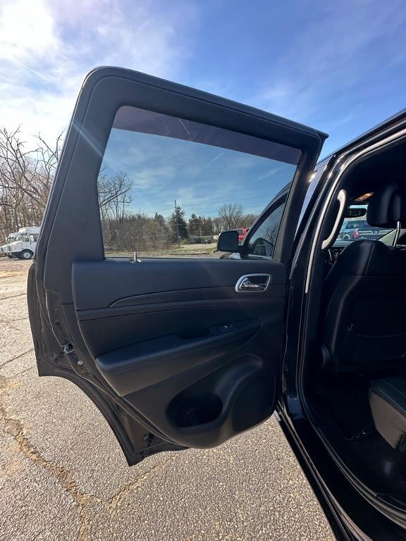 used 2018 Jeep Grand Cherokee car, priced at $15,995