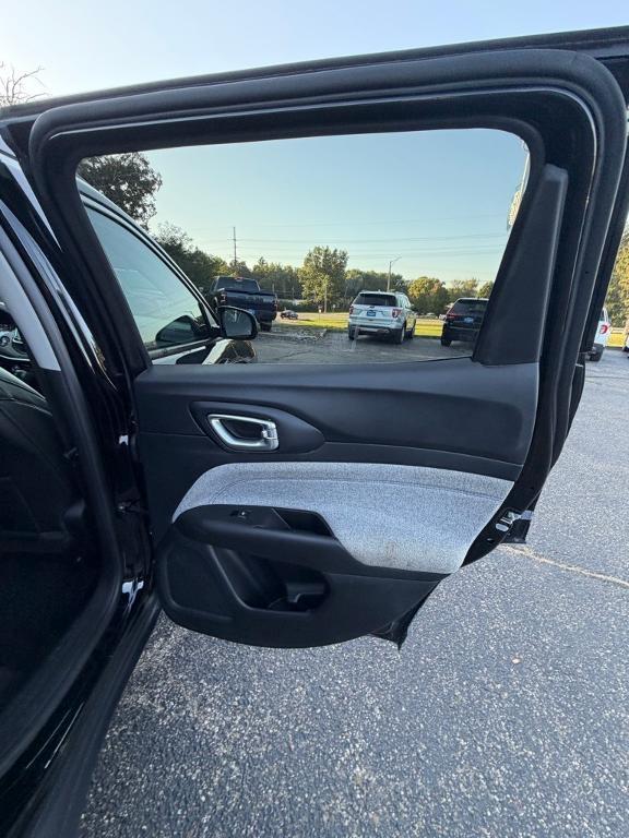 used 2022 Jeep Compass car, priced at $20,995