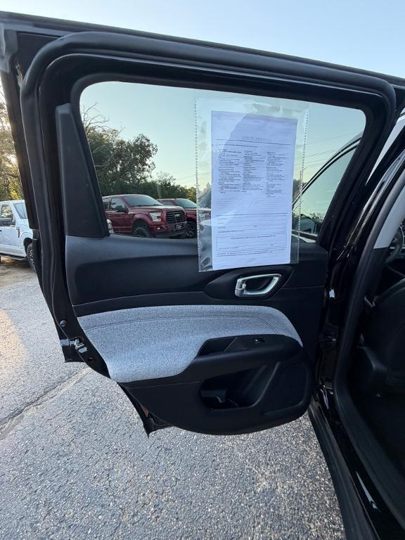 used 2022 Jeep Compass car, priced at $20,995