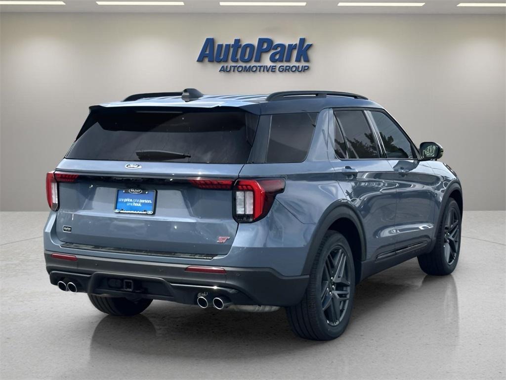 new 2025 Ford Explorer car, priced at $66,285