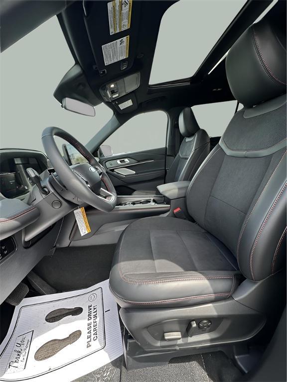 new 2025 Ford Explorer car, priced at $66,285