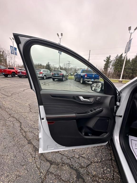 new 2025 Ford Escape car, priced at $40,855