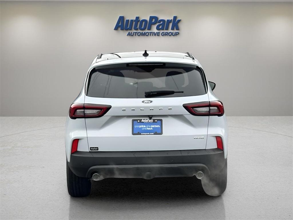 new 2025 Ford Escape car, priced at $40,855