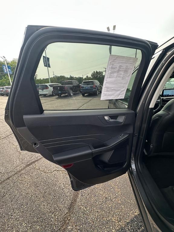 used 2022 Ford Escape car, priced at $22,868