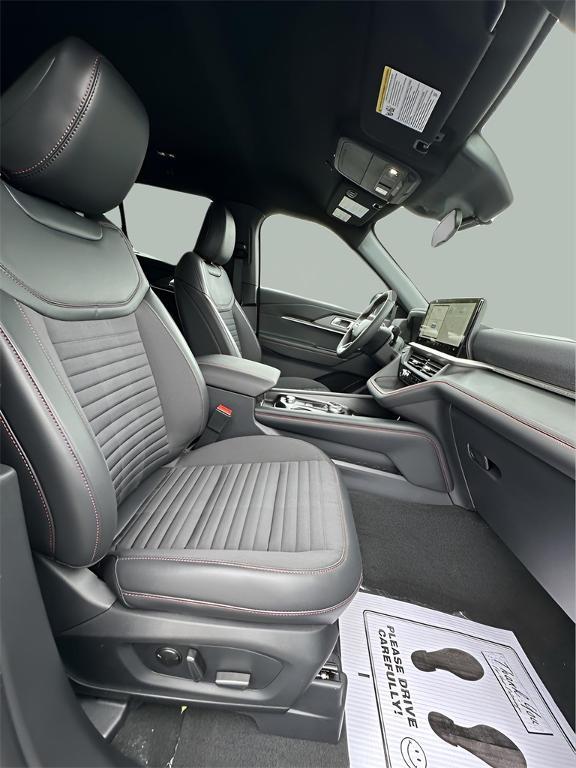new 2025 Ford Explorer car, priced at $49,680
