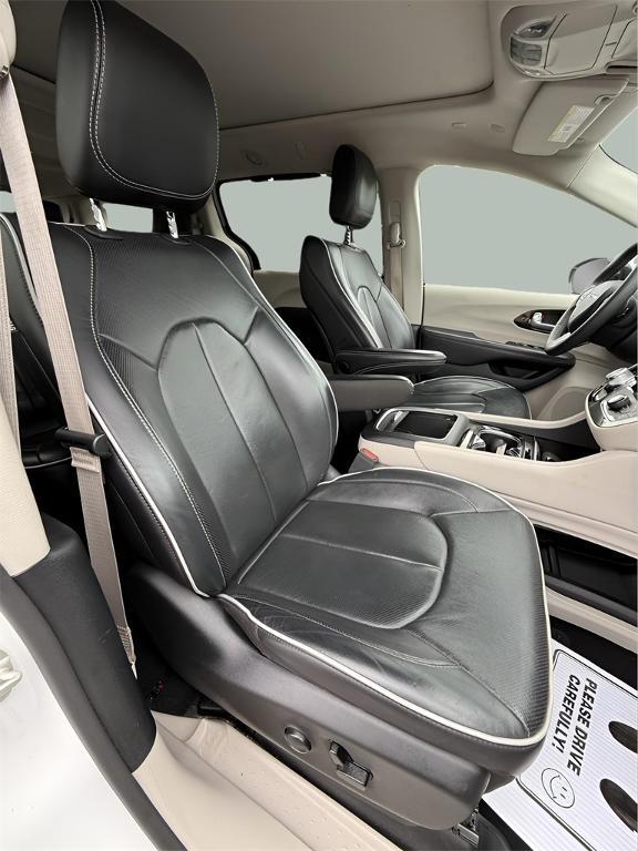 used 2023 Chrysler Pacifica car, priced at $25,631