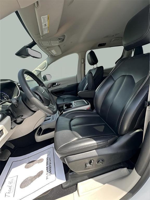 used 2023 Chrysler Pacifica car, priced at $23,995