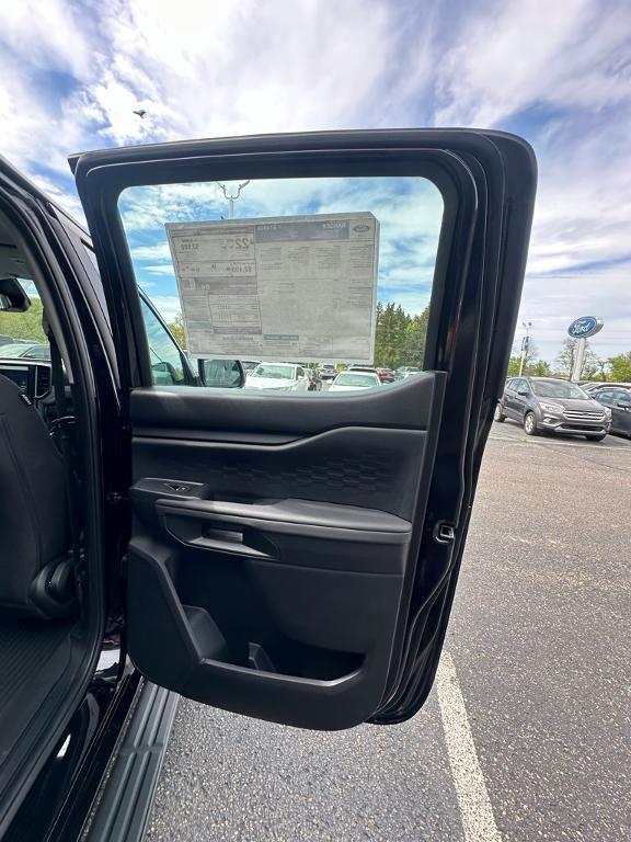 new 2025 Ford Ranger car, priced at $40,620