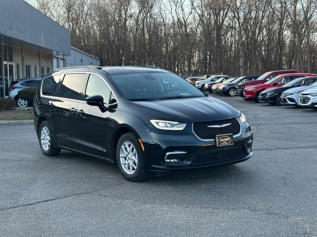 used 2022 Chrysler Pacifica car