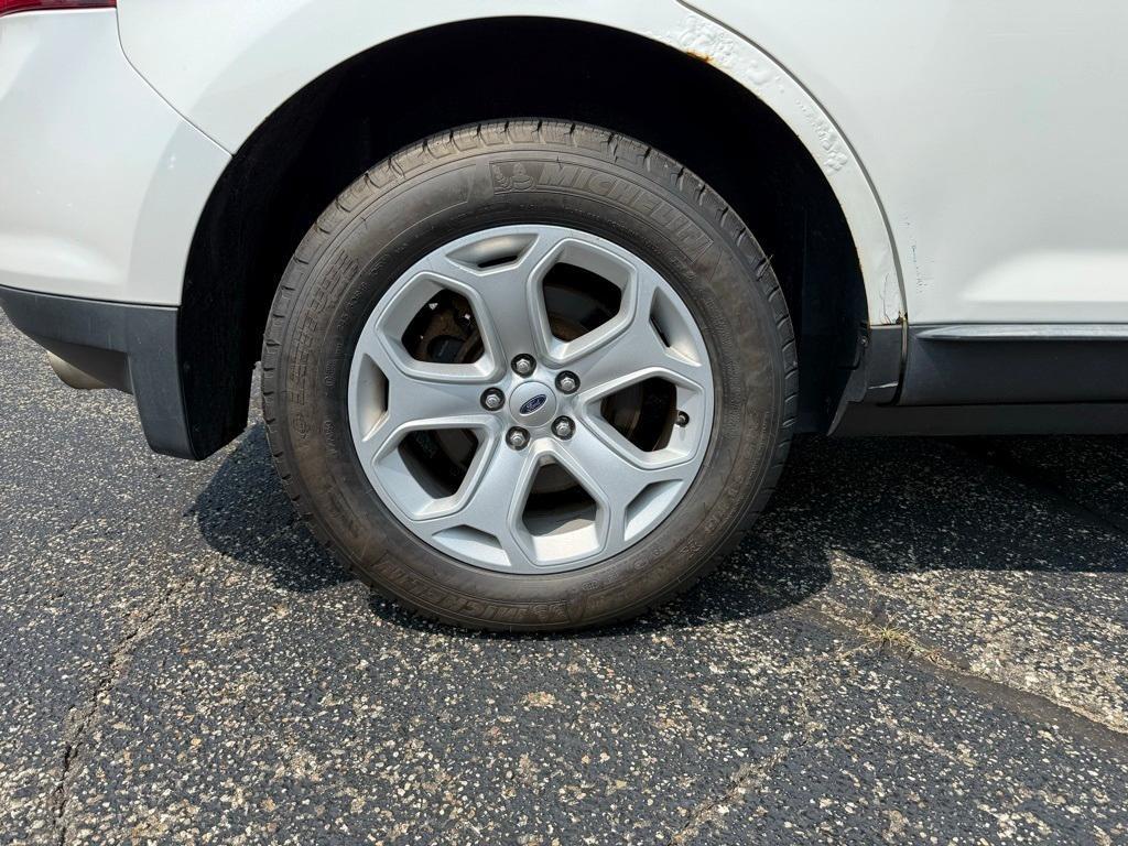 used 2014 Ford Edge car, priced at $7,500