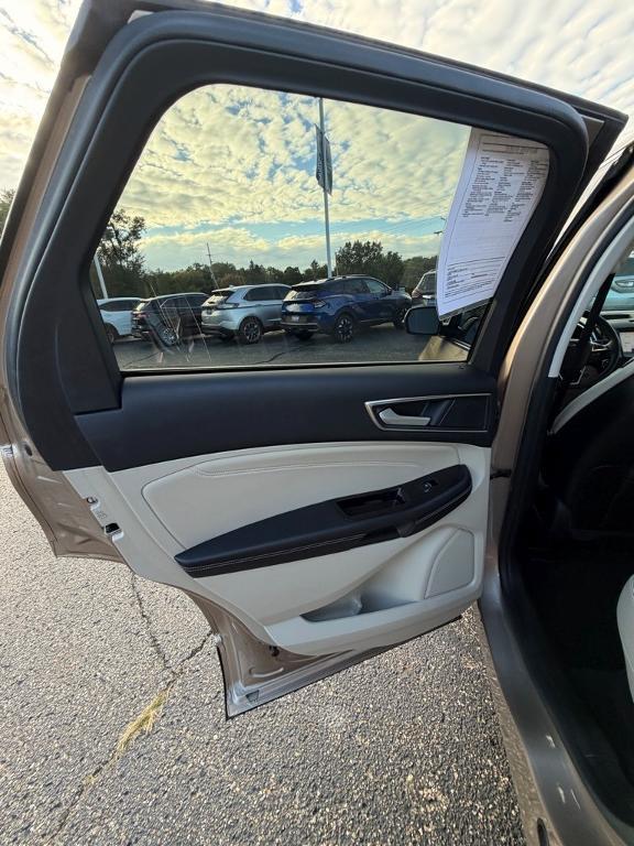 used 2020 Ford Edge car, priced at $18,995
